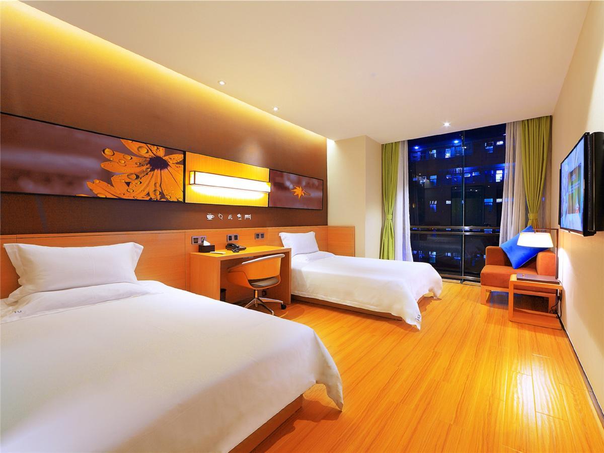 Iu Hotel Ruoyang Yiyang Wenhua Road Exterior photo